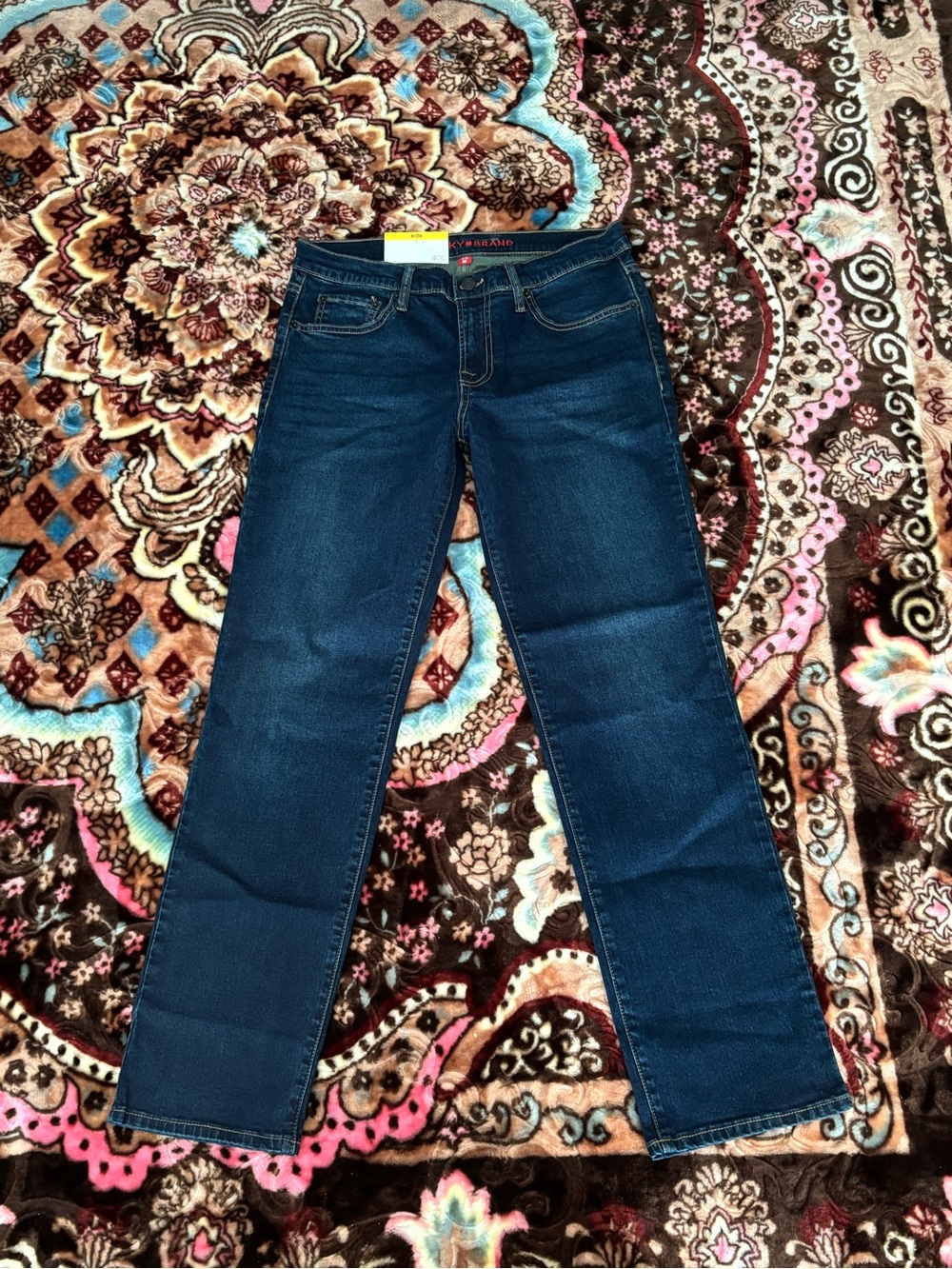 Lucky brand Women’s Straight Leg Jeans in Dark Blue 6/28